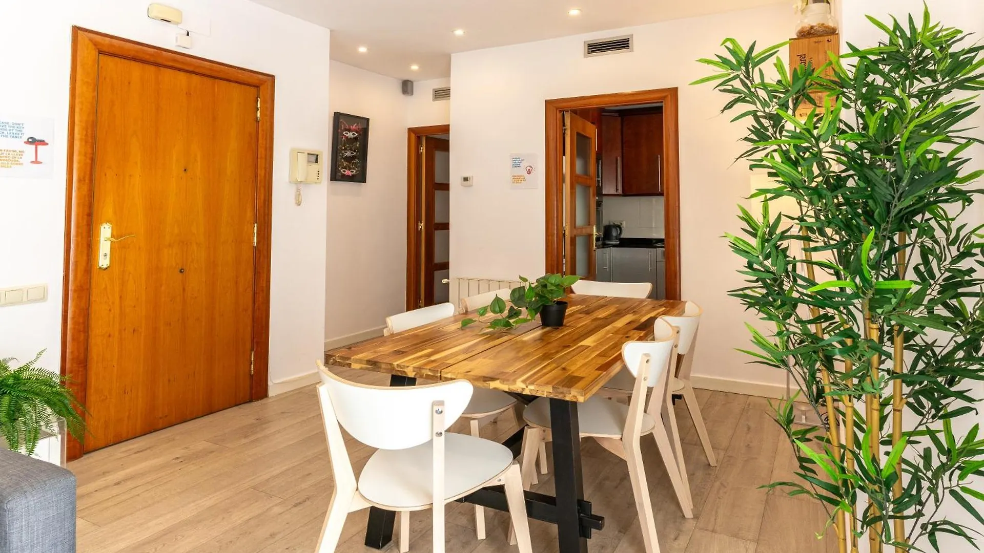 Magnifico Apartamento En El Centro Barselona İspanya